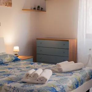 https://aigua-de-mar.hotelsalgherosardinia.com